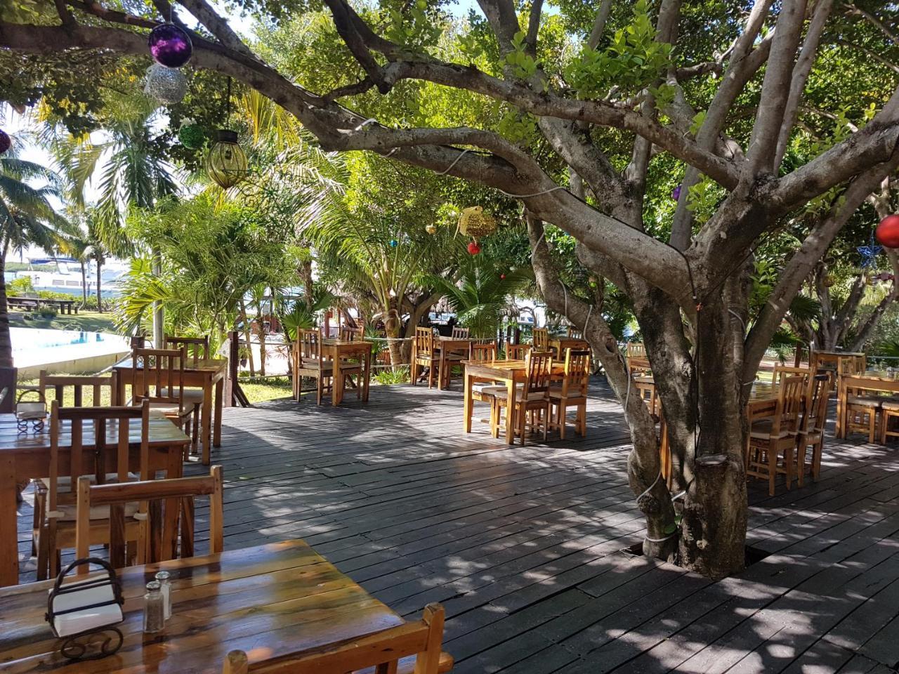 Marina Paraiso Isla Mujeres Hotel Luaran gambar